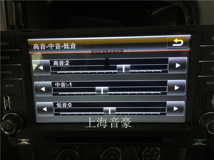 上海音豪——大众高尔夫7改装德国伊顿RSR160套装喇叭