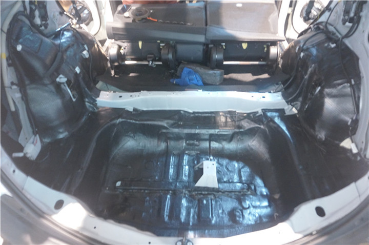 丰田RAV4改装雷贝琴R6L套装喇叭——上海音豪